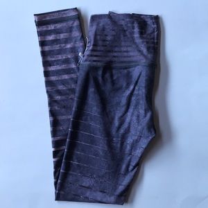 NWT Niyama Sol Striped Leggings